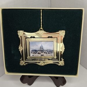 The Official 1996 United States Congressional Holiday Ornament With Box